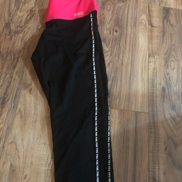 VS Pink cropped leggings - Picture 1 of 3